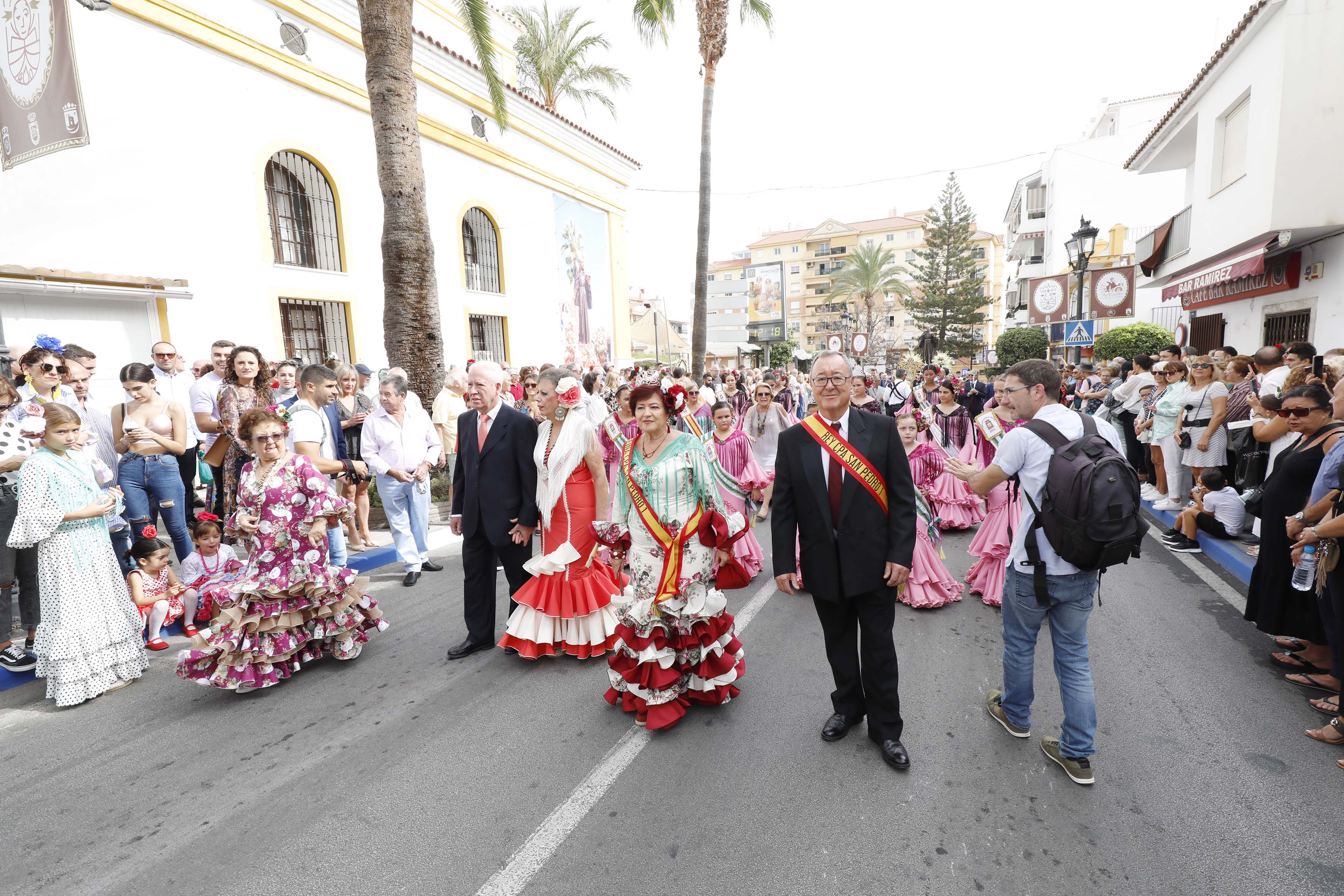 San Pedro Alcántara vive su Día Grande en honor del Patrón con un gran ambiente festivo y de devoción